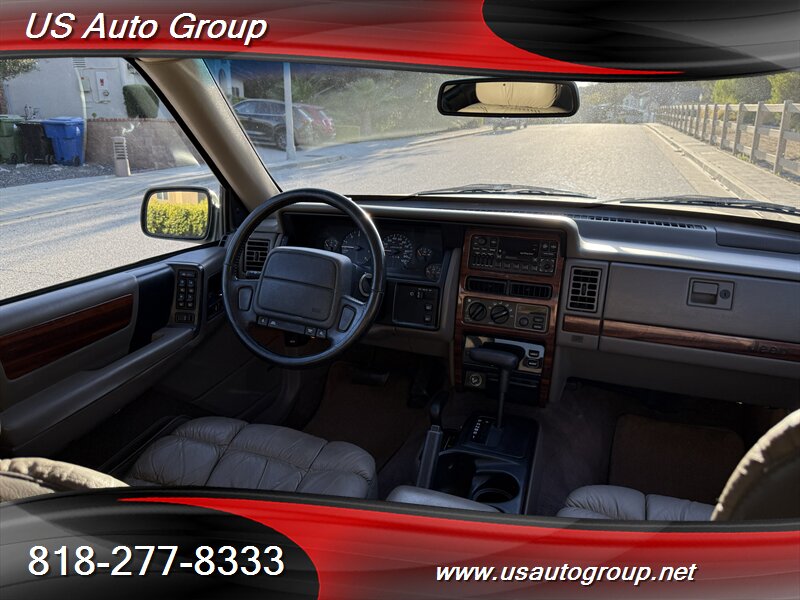 1995 Jeep Grand Cherokee Limited - Photo 17 - Sun Valley, CA 91352