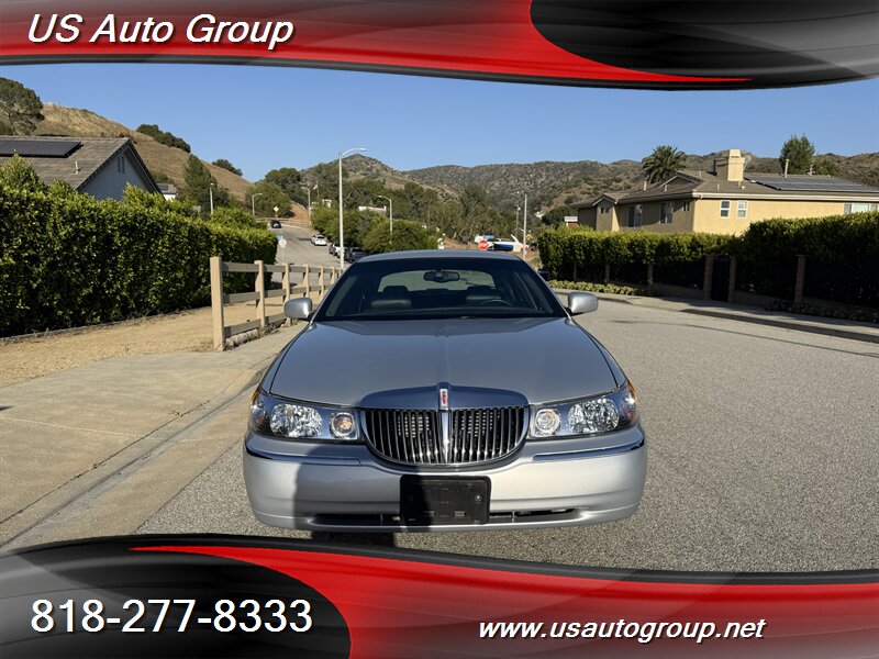 2001 Lincoln Town Car Executive L - Photo 3 - Sun Valley, CA 91352