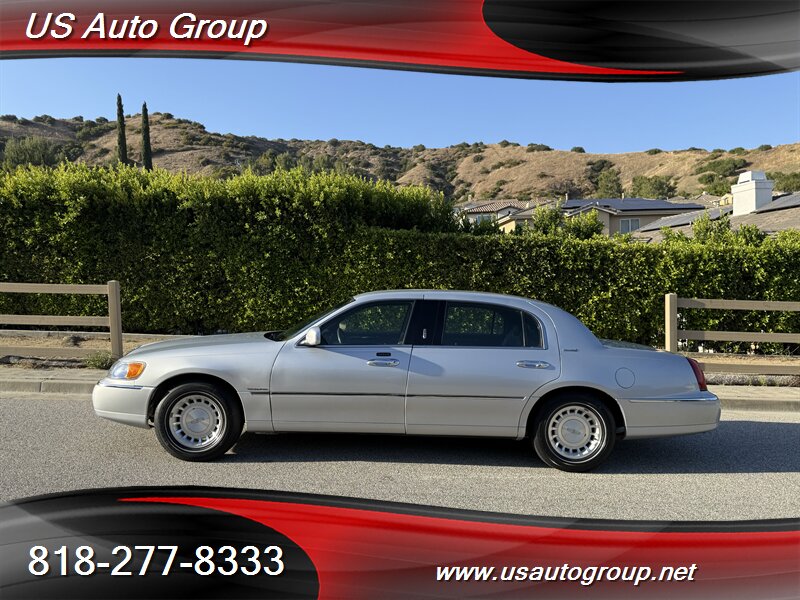 2001 Lincoln Town Car Executive L - Photo 7 - Sun Valley, CA 91352