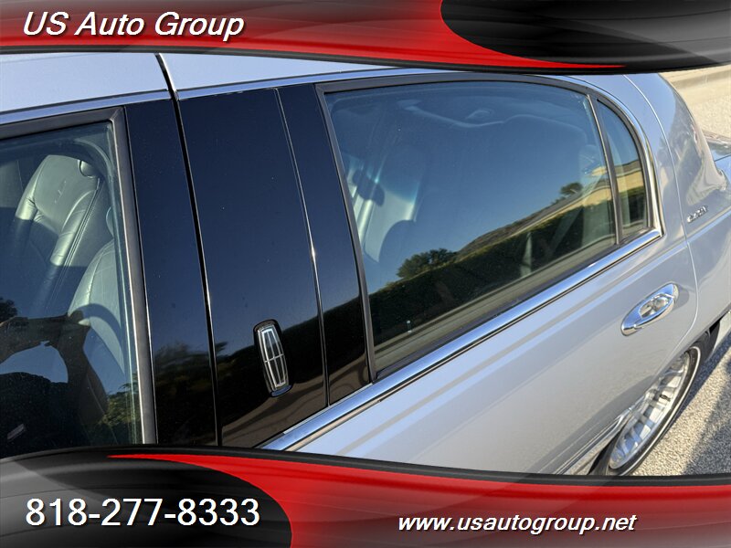 2001 Lincoln Town Car Executive L - Photo 34 - Sun Valley, CA 91352