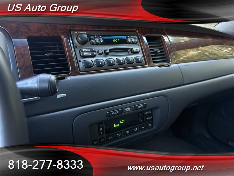 2001 Lincoln Town Car Executive L - Photo 24 - Sun Valley, CA 91352