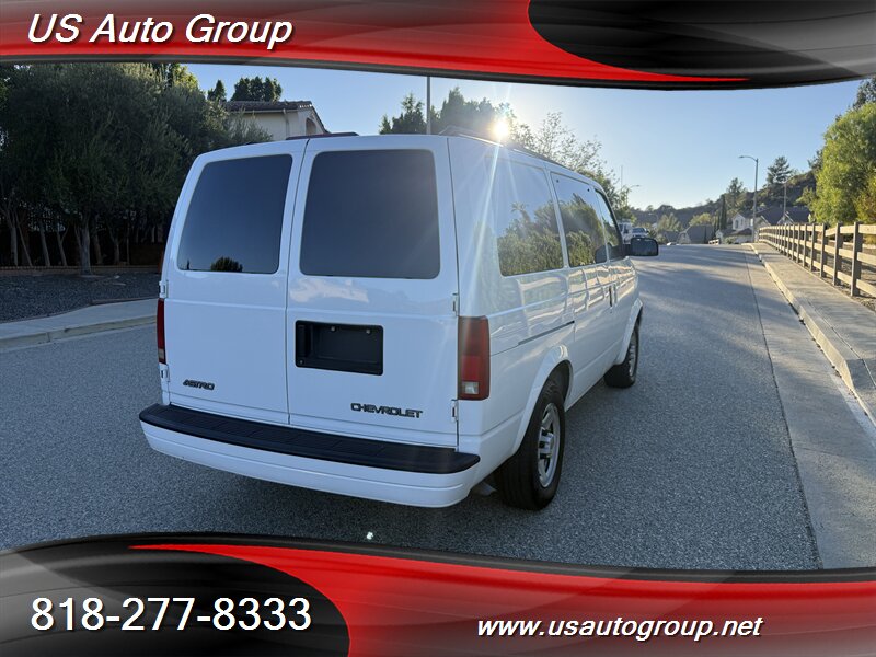 2005 Chevrolet Astro LS - Photo 5 - Sun Valley, CA 91352