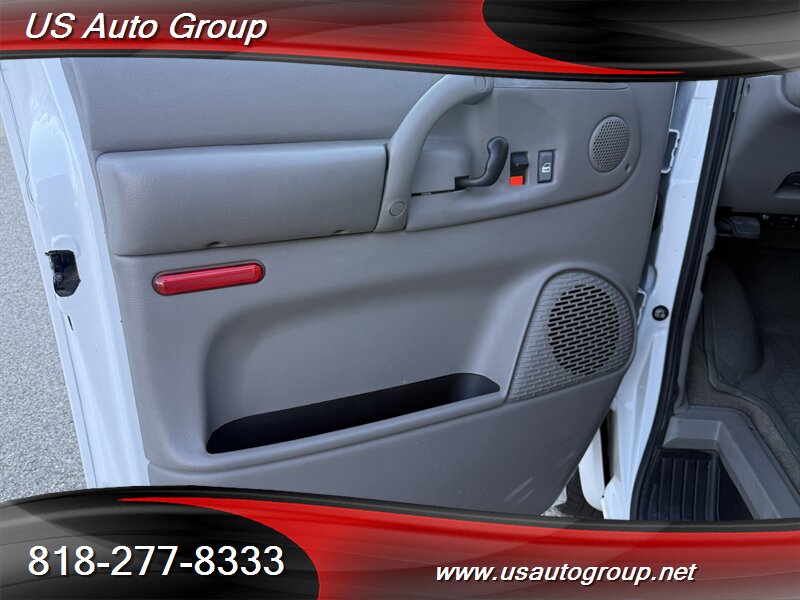 2005 Chevrolet Astro LS - Photo 13 - Sun Valley, CA 91352