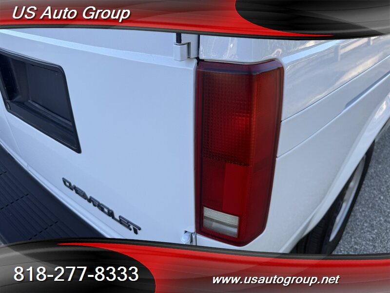 2005 Chevrolet Astro LS - Photo 11 - Sun Valley, CA 91352