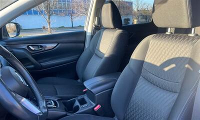 2017 Nissan Rogue SV   - Photo 16 - Delran, NJ 08075