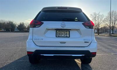 2017 Nissan Rogue SV   - Photo 5 - Delran, NJ 08075