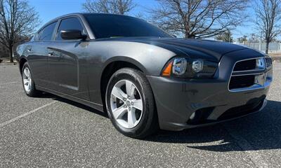 2014 Dodge Charger SE Sedan