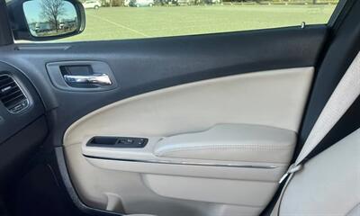 2014 Dodge Charger SE   - Photo 9 - Delran, NJ 08075