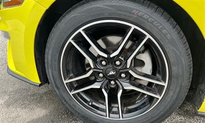 2021 Ford Mustang EcoBoost Premium   - Photo 11 - Delran, NJ 08075