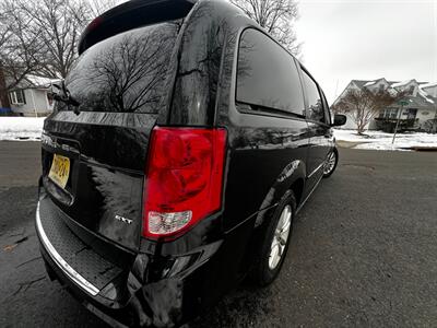 2016 Dodge Grand Caravan SXT   - Photo 12 - Delran, NJ 08075