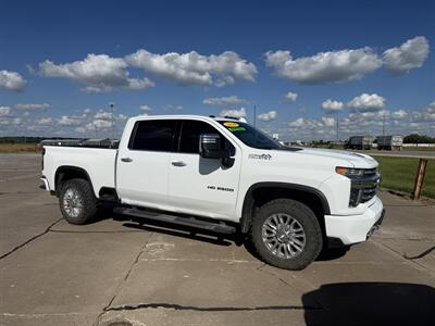 2020 Chevrolet Silverado 2500 High Country   - Photo 4 - Muscatine, IA 52761