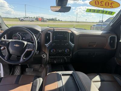 2020 Chevrolet Silverado 2500 High Country   - Photo 10 - Muscatine, IA 52761