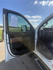 2020 Chevrolet Silverado 2500 High Country   - Photo 13 - Muscatine, IA 52761