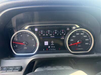 2020 Chevrolet Silverado 2500 High Country   - Photo 11 - Muscatine, IA 52761