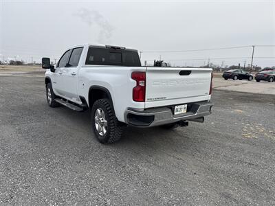 2023 Chevrolet Silverado 2500 LTZ   - Photo 8 - Muscatine, IA 52761