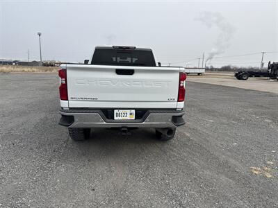 2023 Chevrolet Silverado 2500 LTZ   - Photo 7 - Muscatine, IA 52761