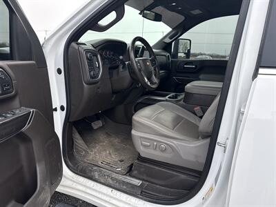2023 Chevrolet Silverado 2500 LTZ   - Photo 10 - Muscatine, IA 52761