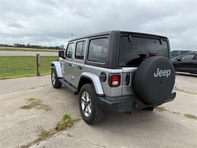 2020 Jeep Wrangler Unlimited Sahara   - Photo 6 - Muscatine, IA 52761