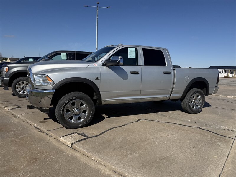 2011 RAM 2500 Big Horn   - Photo 1 - Muscatine, IA 52761
