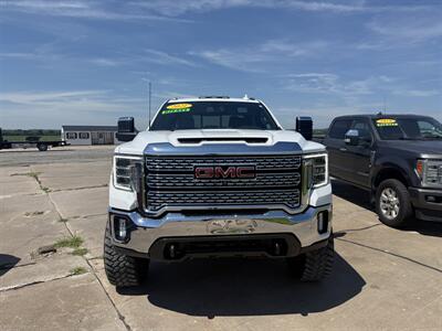 2021 GMC Sierra 3500HD SLT - Photo 2 - Muscatine, IA 52761