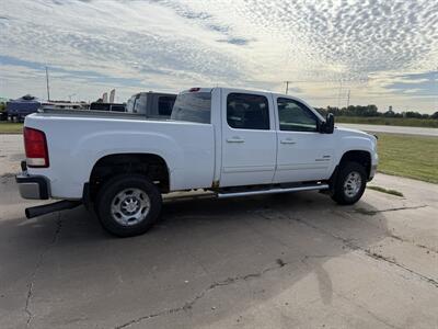 2010 GMC Sierra 2500 SLT   - Photo 4 - Muscatine, IA 52761