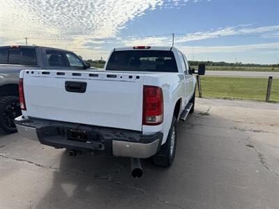 2010 GMC Sierra 2500 SLT   - Photo 6 - Muscatine, IA 52761