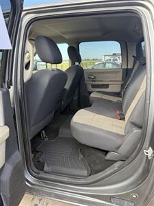 2011 RAM 2500 SLT   - Photo 11 - Muscatine, IA 52761
