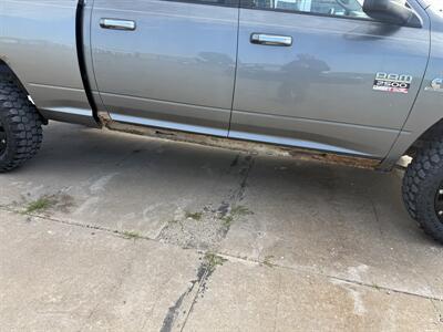 2011 RAM 2500 SLT   - Photo 7 - Muscatine, IA 52761