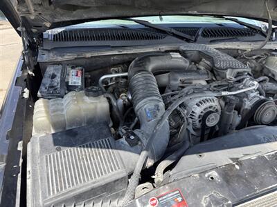 2005 Chevrolet Silverado 2500HD LT   - Photo 15 - Muscatine, IA 52761
