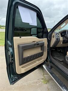 2011 Ford F-250 Super Duty Lariat - Photo 8 - Muscatine, IA 52761