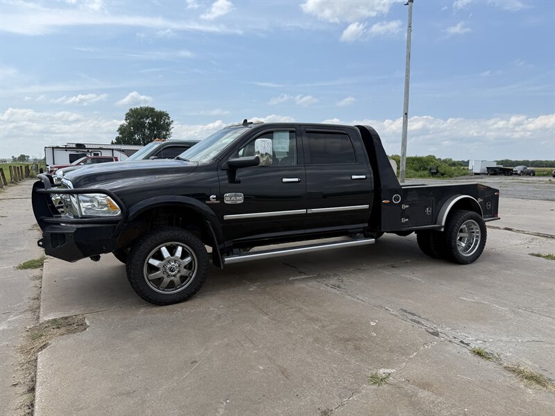 2016 RAM 3500 Laramie Longhorn  