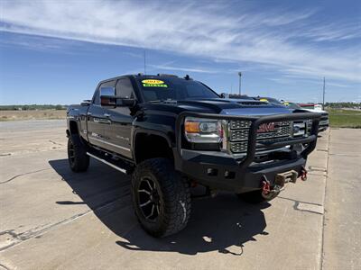 2019 GMC Sierra 2500HD Denali - Photo 3 - Muscatine, IA 52761