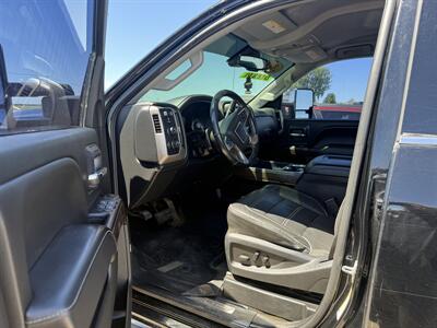 2019 GMC Sierra 2500HD Denali - Photo 8 - Muscatine, IA 52761