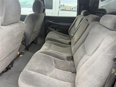 2005 Chevrolet Silverado 2500HD LS - Photo 11 - Muscatine, IA 52761