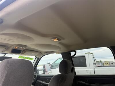 2005 Chevrolet Silverado 2500HD LS - Photo 12 - Muscatine, IA 52761