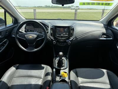 2018 Chevrolet Cruze LT Diesel Manual - Photo 9 - Muscatine, IA 52761