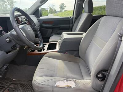 2006 Dodge Ram 2500 ST   - Photo 8 - Muscatine, IA 52761