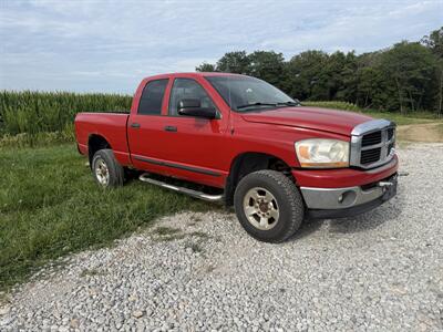 2006 Dodge Ram 2500 ST   - Photo 3 - Muscatine, IA 52761