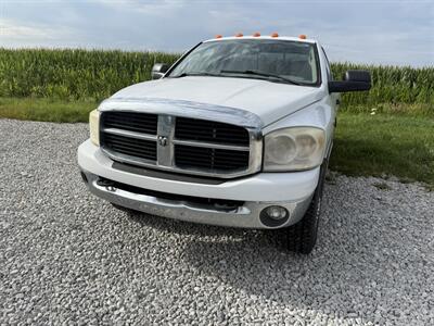 2007 Dodge Ram 2500 SLT - Photo 2 - Muscatine, IA 52761