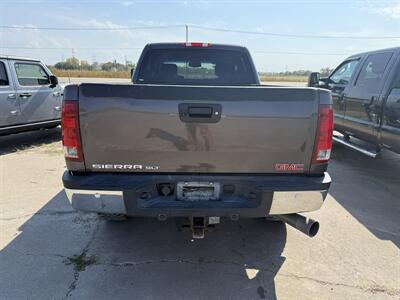 2011 GMC Sierra 2500 SLT   - Photo 5 - Muscatine, IA 52761