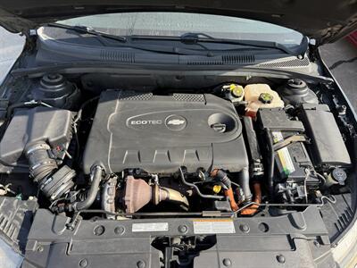 2014 Chevrolet Cruze Diesel - Photo 11 - Muscatine, IA 52761