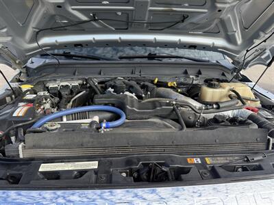 2012 Ford F-250 Super Duty Lariat   - Photo 11 - Muscatine, IA 52761