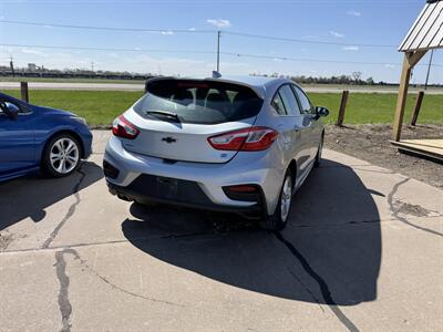 2018 Chevrolet Cruze LT Diesel Manual   - Photo 5 - Muscatine, IA 52761