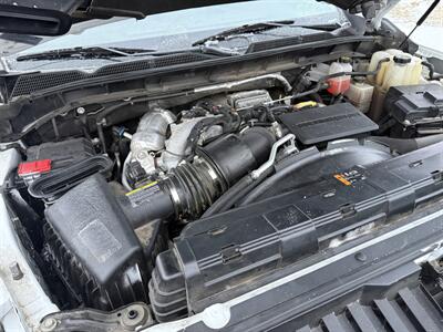 2022 GMC Sierra 2500 Pro   - Photo 11 - Muscatine, IA 52761