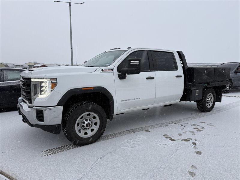 2022 GMC Sierra 2500 Pro   - Photo 1 - Muscatine, IA 52761