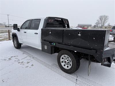 2022 GMC Sierra 2500 Pro   - Photo 7 - Muscatine, IA 52761