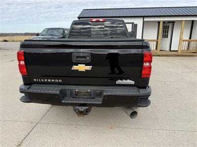 2019 Chevrolet Silverado 2500 High Country - Photo 5 - Muscatine, IA 52761