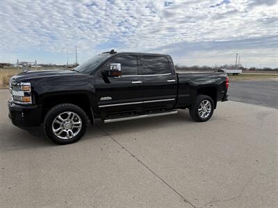 2019 Chevrolet Silverado 2500 High Country - Photo 1 - Muscatine, IA 52761