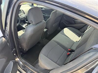 2017 Chevrolet Cruze LT Diesel Manual   - Photo 8 - Muscatine, IA 52761