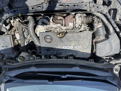 2018 Chevrolet Cruze LT Diesel Manual - Photo 12 - Muscatine, IA 52761